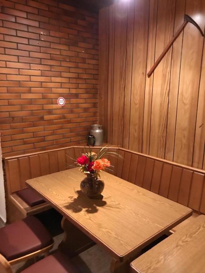 Haus Astenblick In Winterberg Fuer Bis Zu 35 Personen Fuer Wanderveranstaltungen Und Familienfeiern Eksteriør bilde